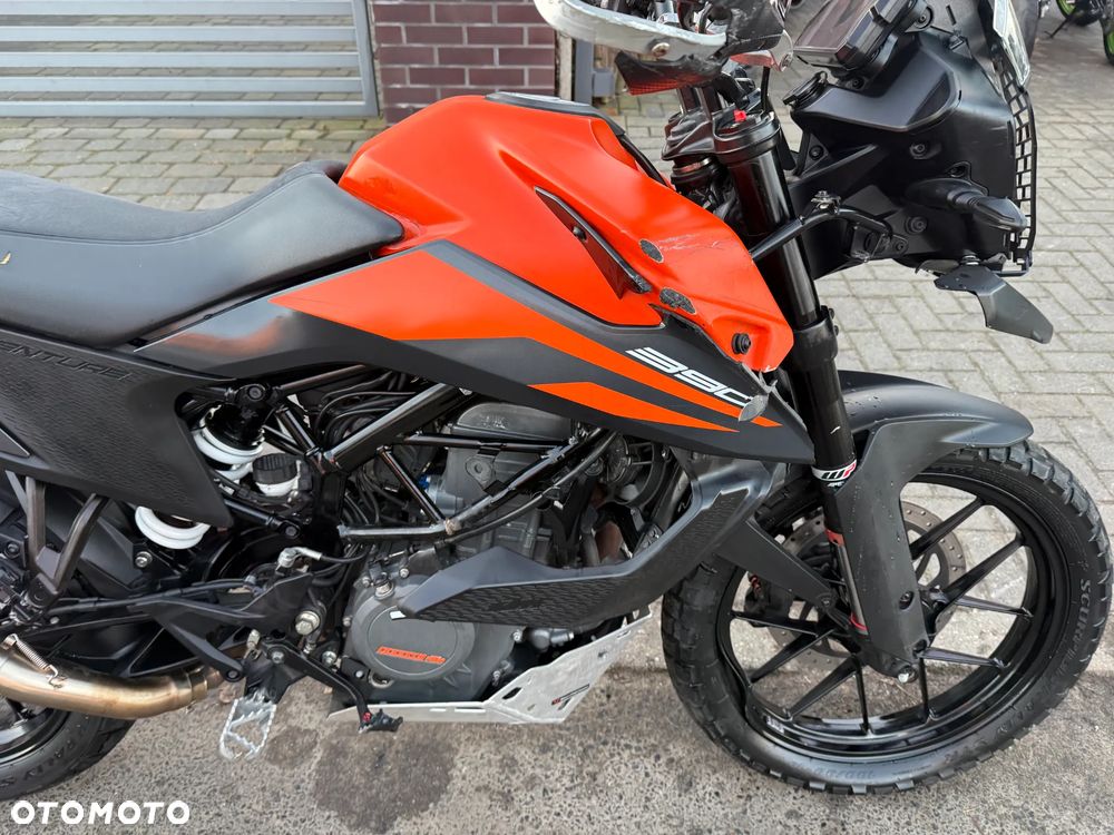 KTM Adventure - 32