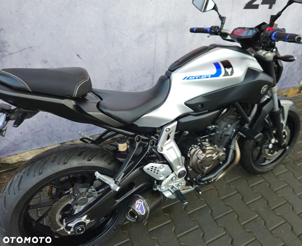Yamaha MT - 21