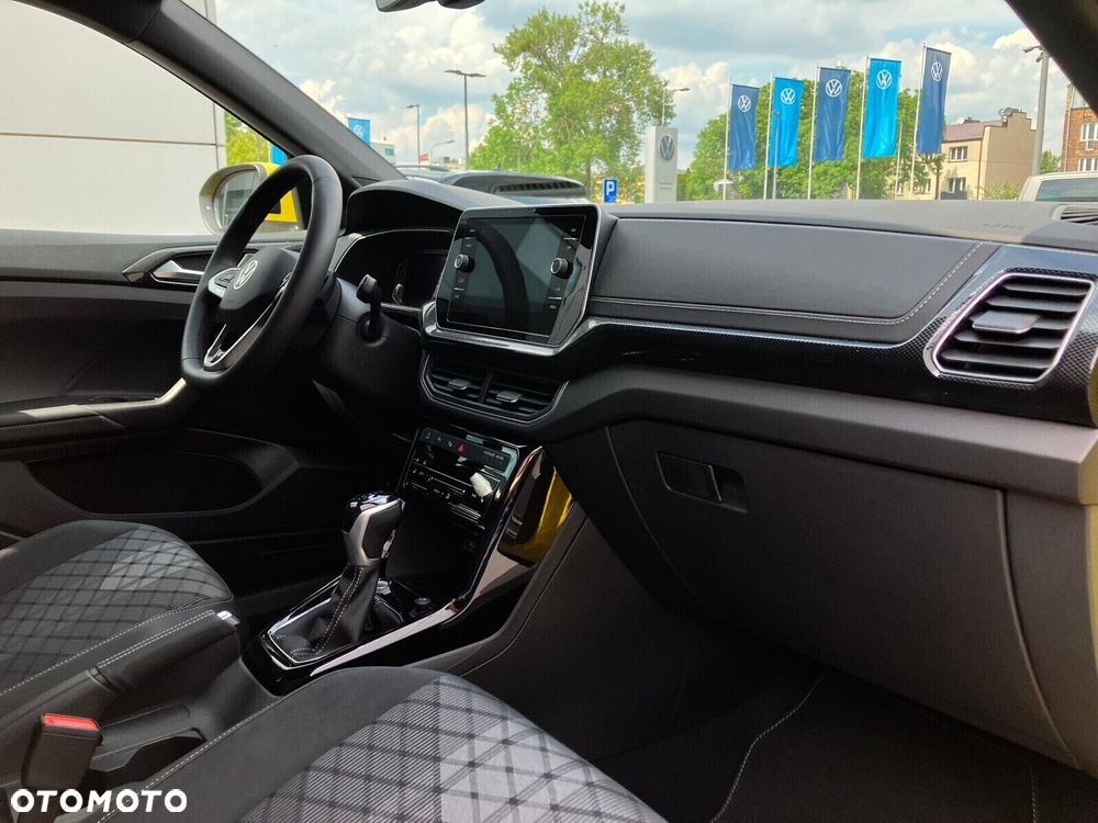Volkswagen T-Cross - 21