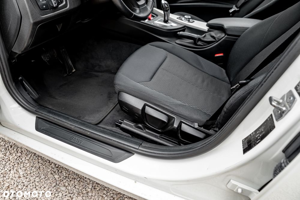 BMW Seria 3 316d - 18