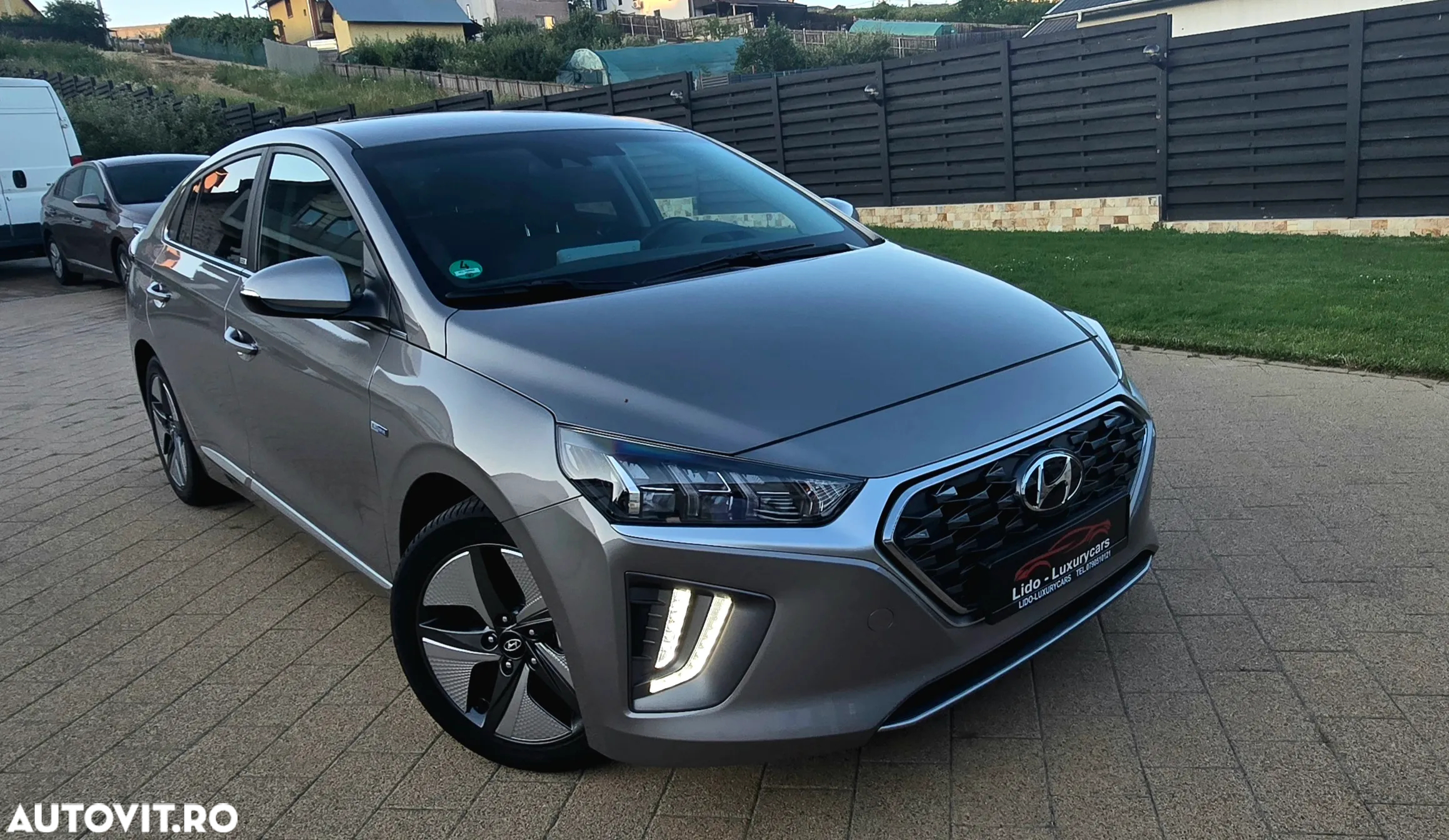 Hyundai IONIQ Hybrid 1.6 GDI Premium - 35
