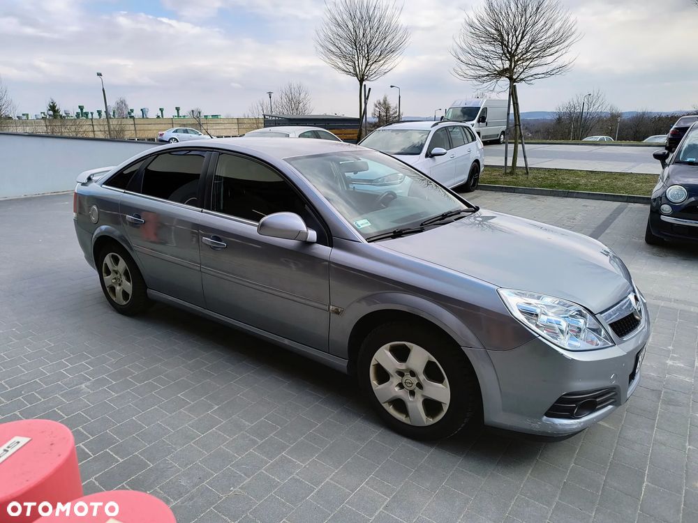 Opel Vectra 1.8 - 15
