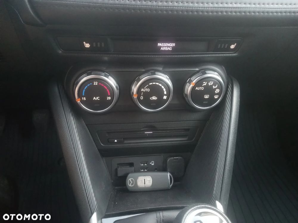 Mazda CX-3 SKYACTIV-G 120 FWD Kizoku Intense - 27