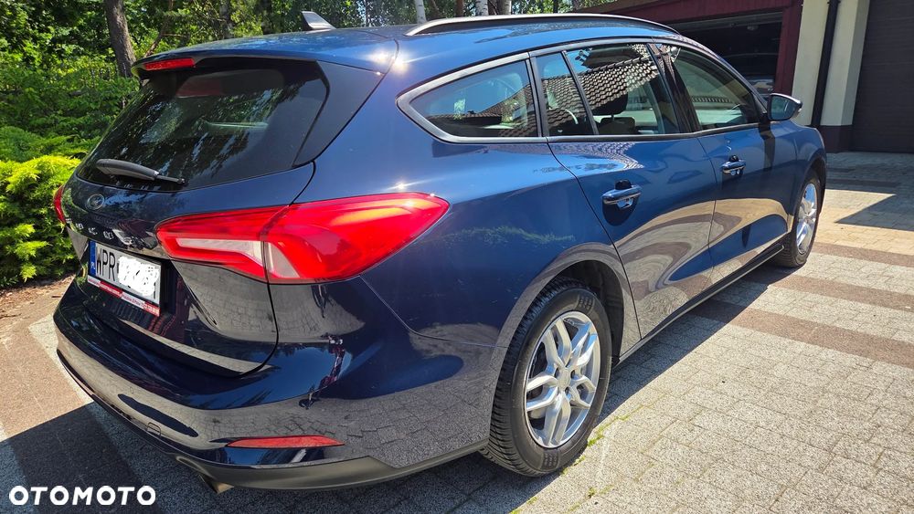 Ford Focus 1.0 EcoBoost Active - 6
