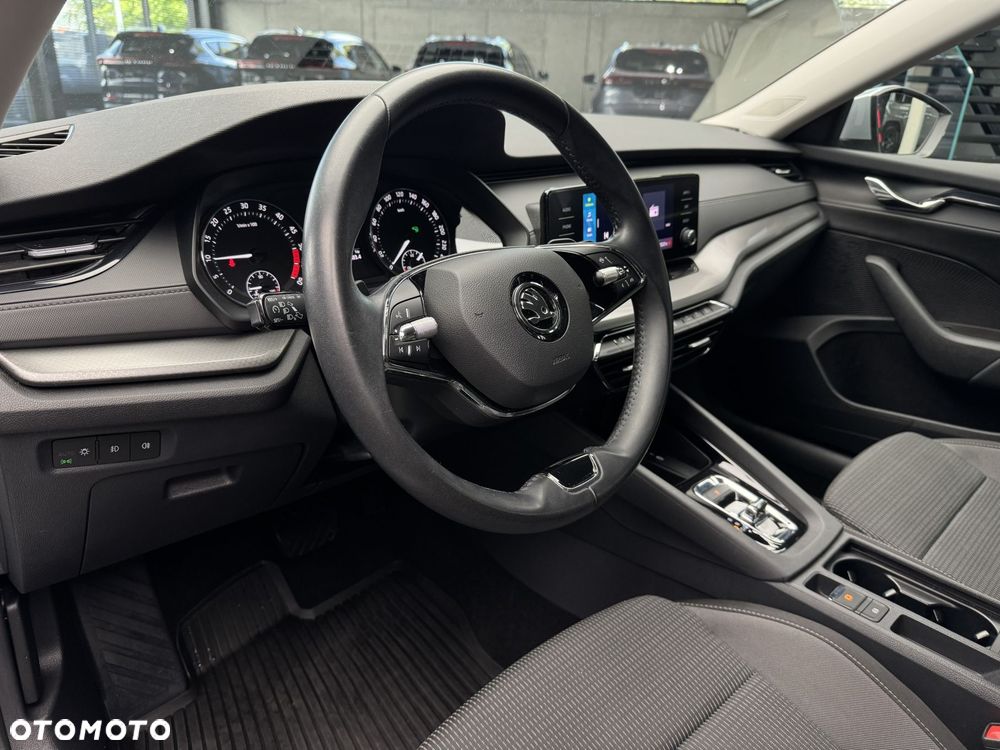 Skoda Octavia 2.0 TDI Ambition DSG - 10