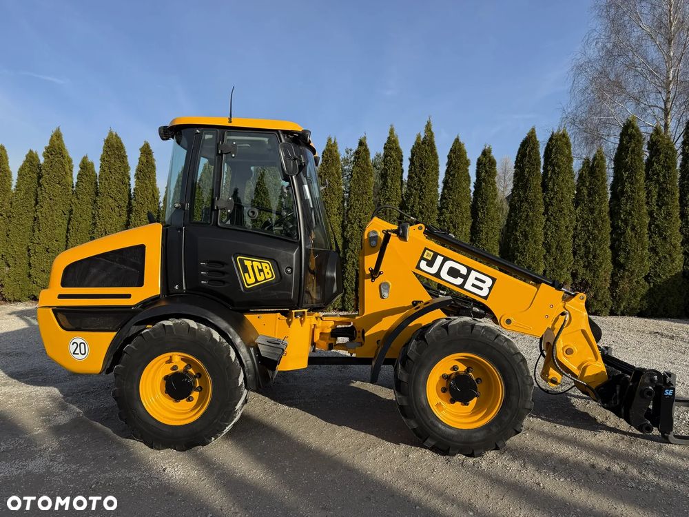 JCB TM 220 AGRI TELESKOP / 2016 ROK / TELESKOP / MAŁE GABARYTY / PIĘKNA / ZADBANA / SPROWADZONA Z NIEMIEC / PIĘKNIE UTRZYMANA / ORYGINAŁ / 180 300 310 320 330 Schaffer - 17