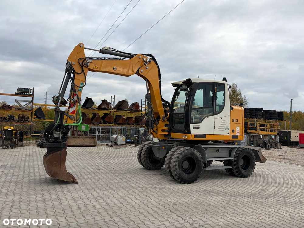 Liebherr A910 Compact Rototilt ze szczypcami - 2