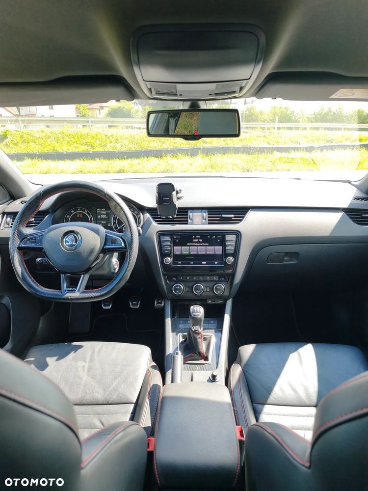 Skoda Octavia 2.0 TSI RS - 14