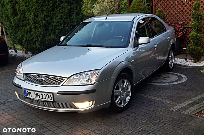 Ford Mondeo 1.8 Ghia - 9