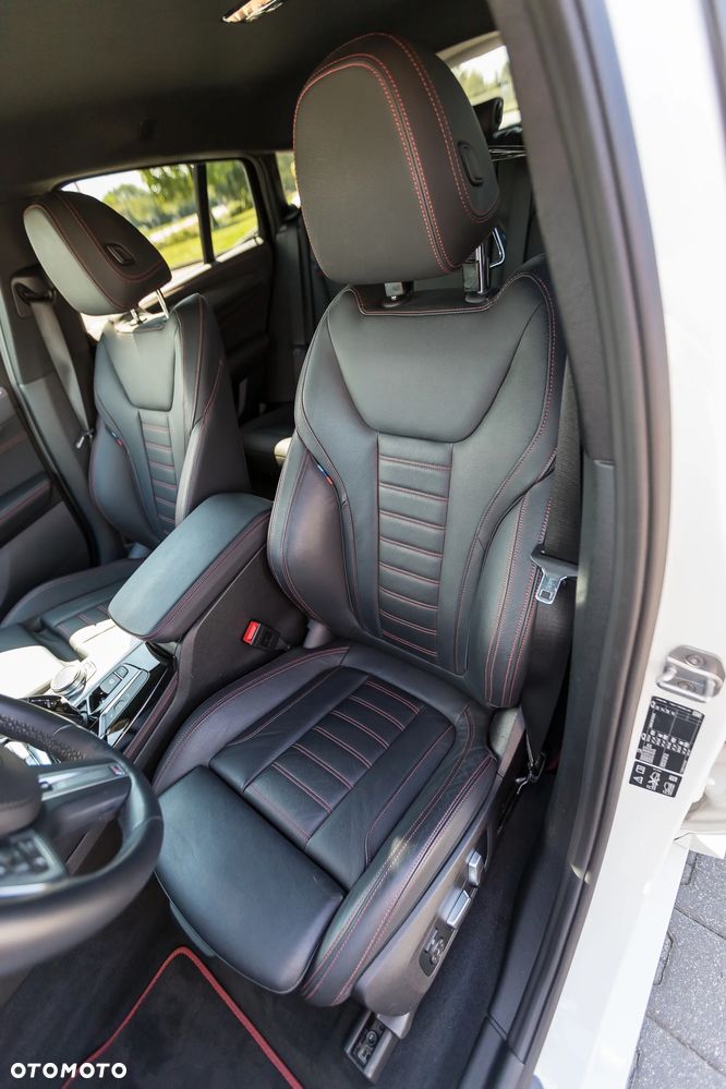 BMW X4 - 11