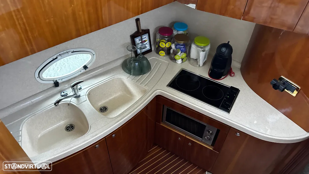 Azimut 42 Flybridge - 26