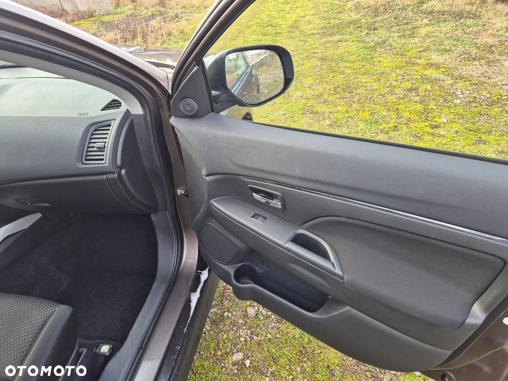 Mitsubishi ASX 1.6 ClearTec 2WD Edition 100 - 17