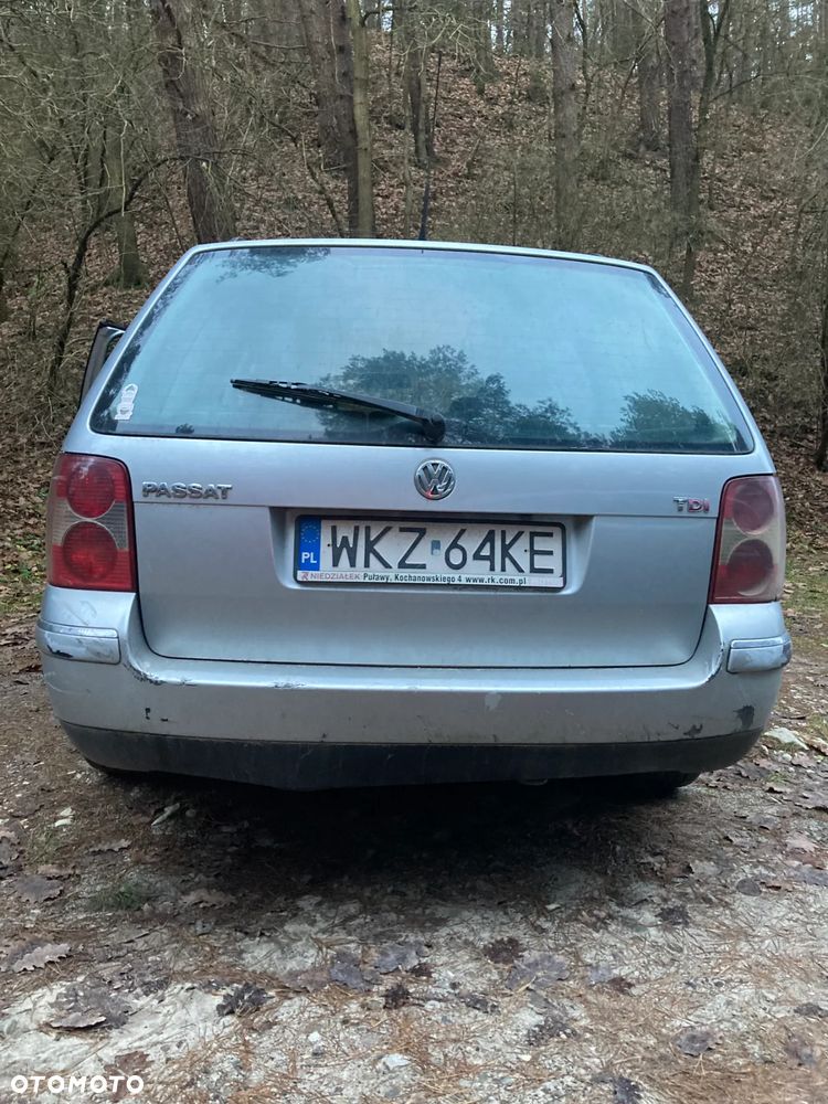 Volkswagen Passat - 2