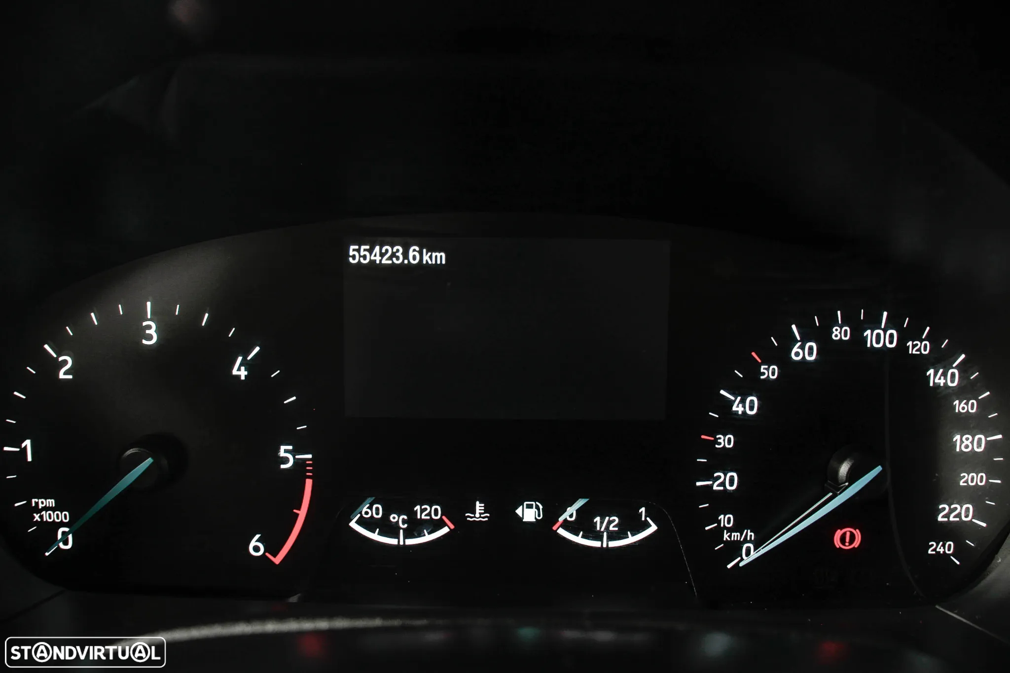 Ford Focus 1.5 TDCi EcoBlue ST-Line - 33