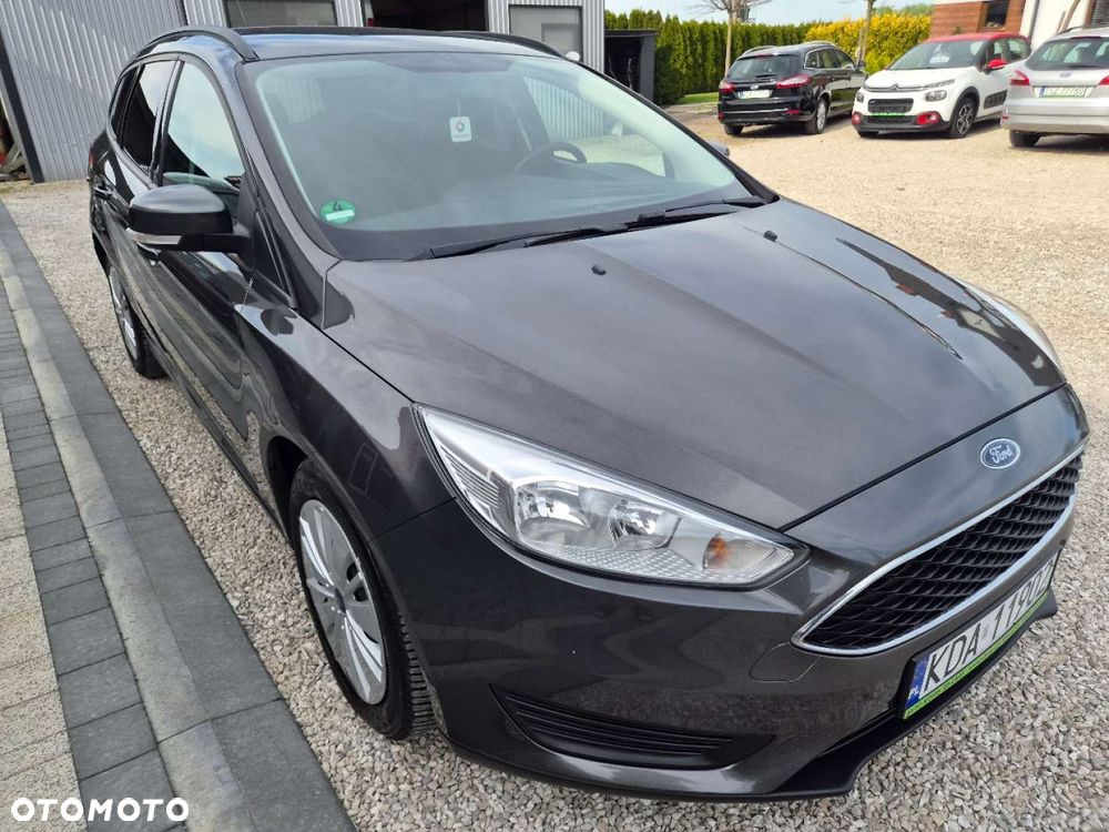 Ford Focus - 13