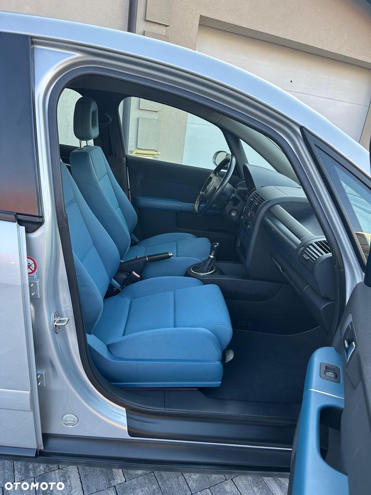 Audi A2 1.4 - 11