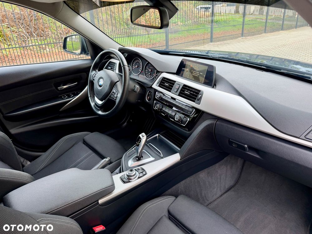 BMW Seria 3 - 18