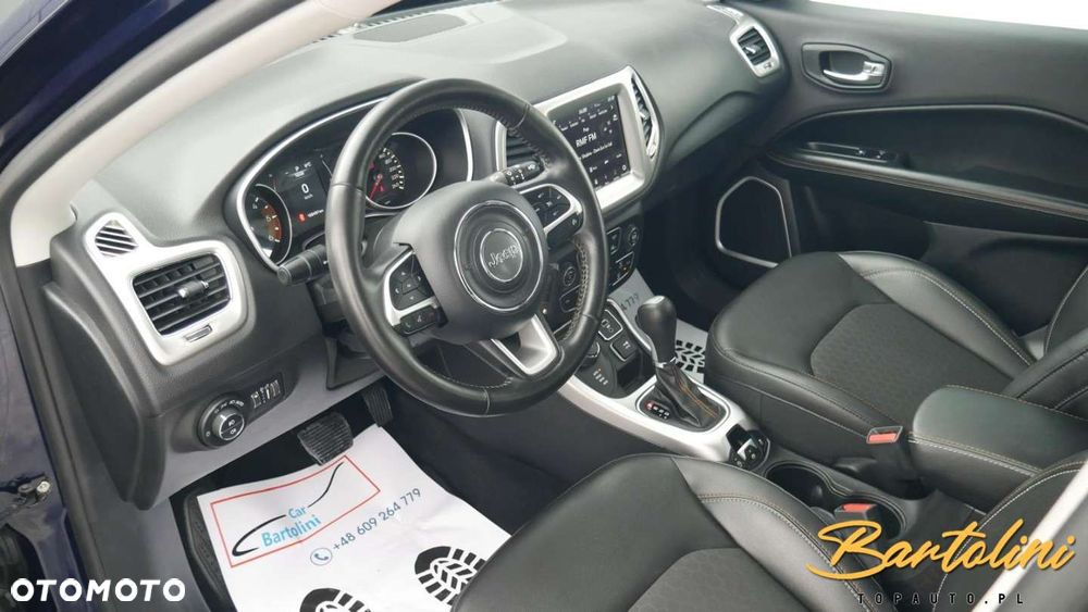 Jeep Compass - 12