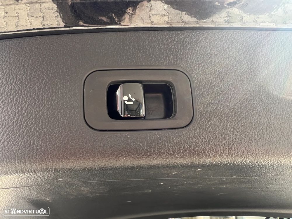 Mercedes-Benz GLC 300 de 4Matic 9G-TRONIC AMG Line - 16