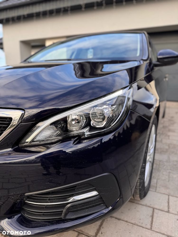 Peugeot 308 1.2 PureTech Allure S&S - 3