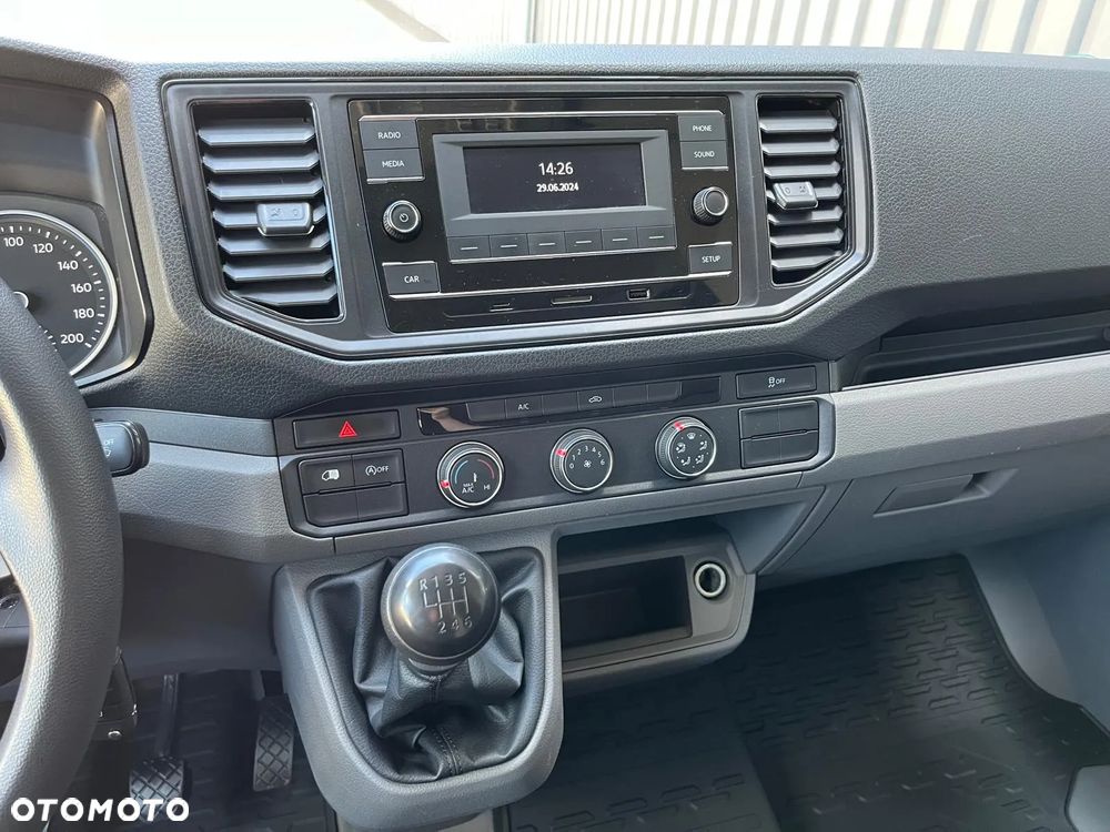 Volkswagen Crafter - 11