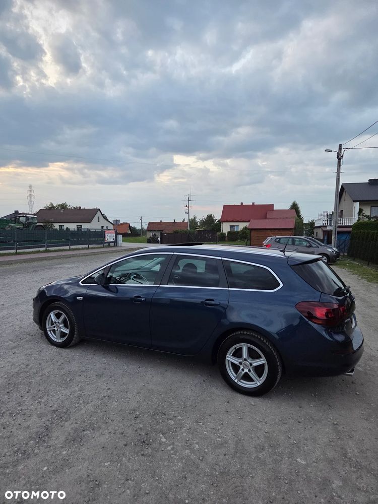 Opel Astra 1.6 Turbo Sport - 7