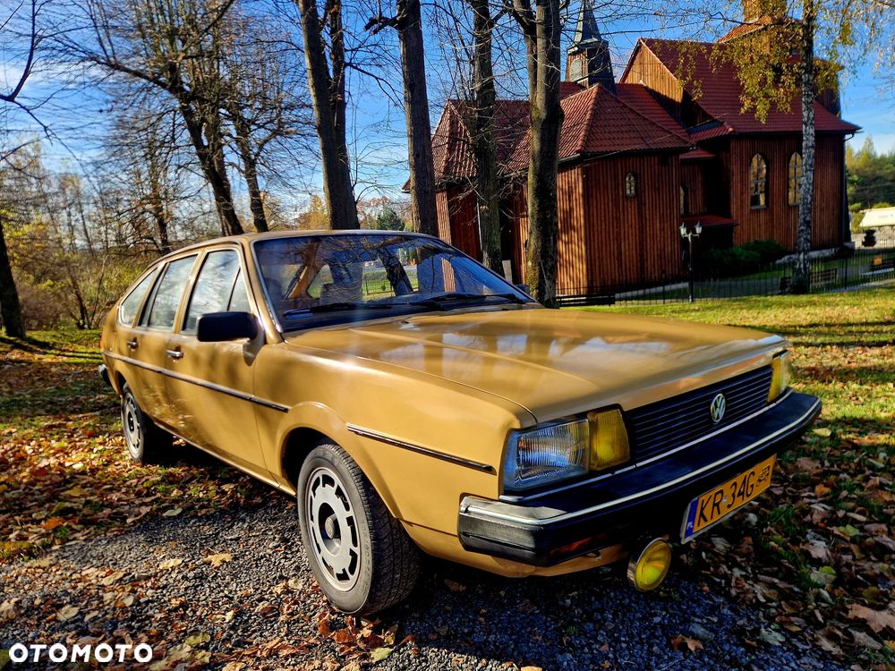 Volkswagen Passat - 10