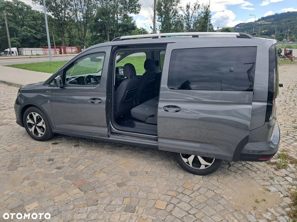 Ford Tourneo Connect Grand - 6