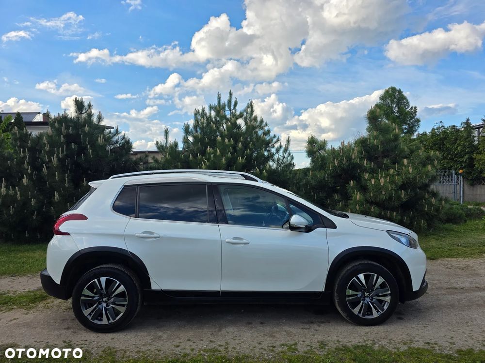 Peugeot 2008 PureTech 130 Allure - 8