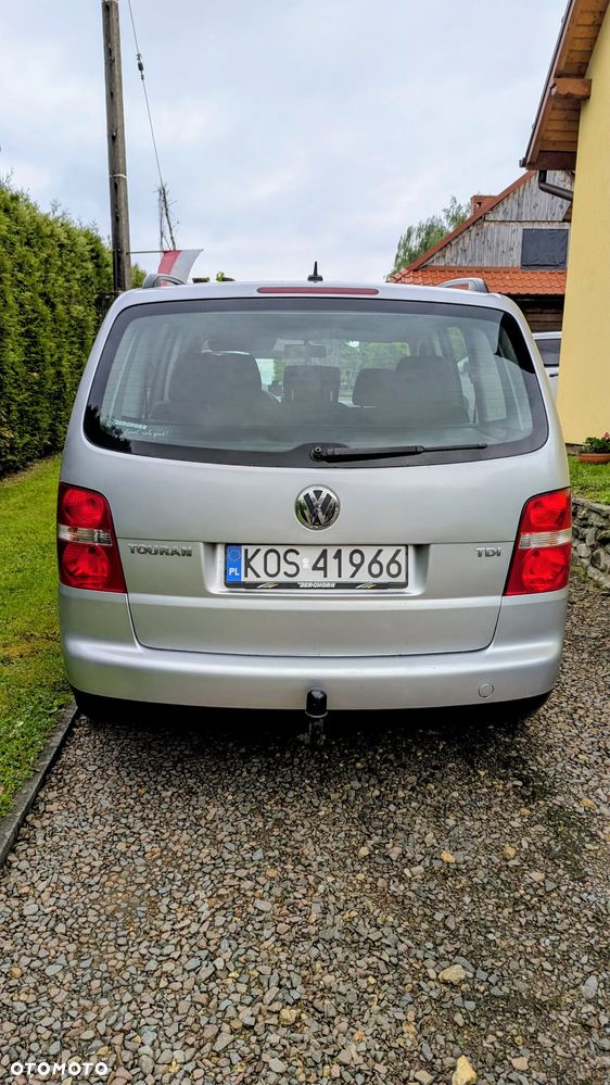 Volkswagen Touran 1.9 TDI Welcome - 4