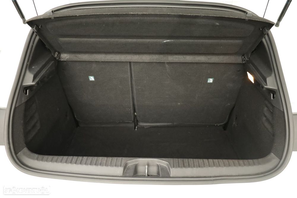 Renault Clio 1.0 TCe Techno CVT - 24