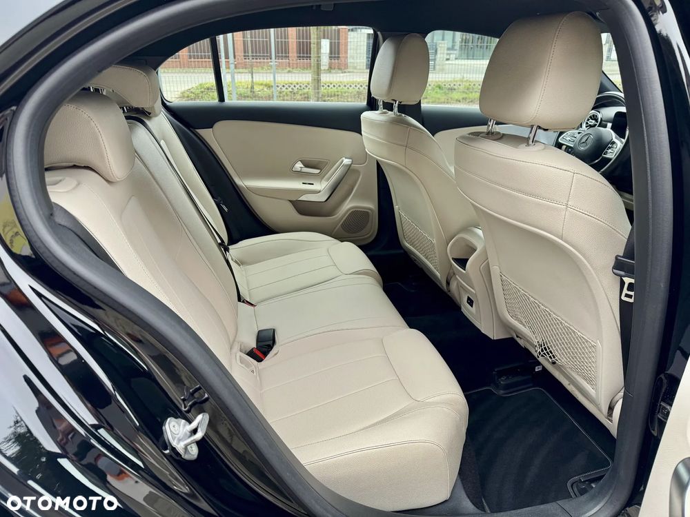 Mercedes-Benz Klasa A 180 Style 7G-DCT - 20