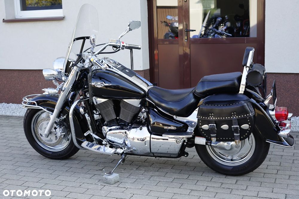 Suzuki Intruder - 20