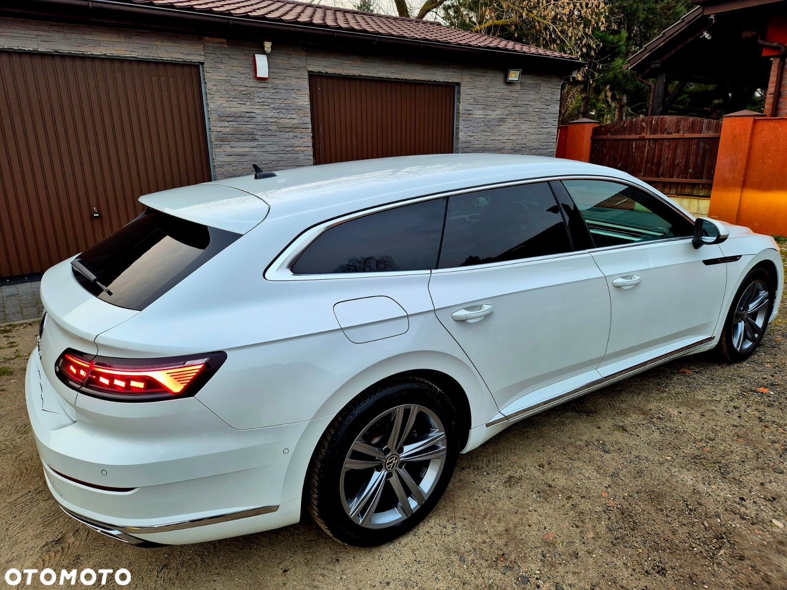 Volkswagen Arteon Shooting Brake 2.0 TDI SCR DSG R-Line - 26
