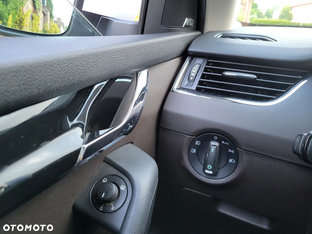 Skoda Octavia 2.0 TDI 4x4 L&K - 38