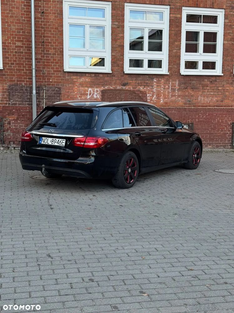 Mercedes-Benz C-Class 2015 photo 4