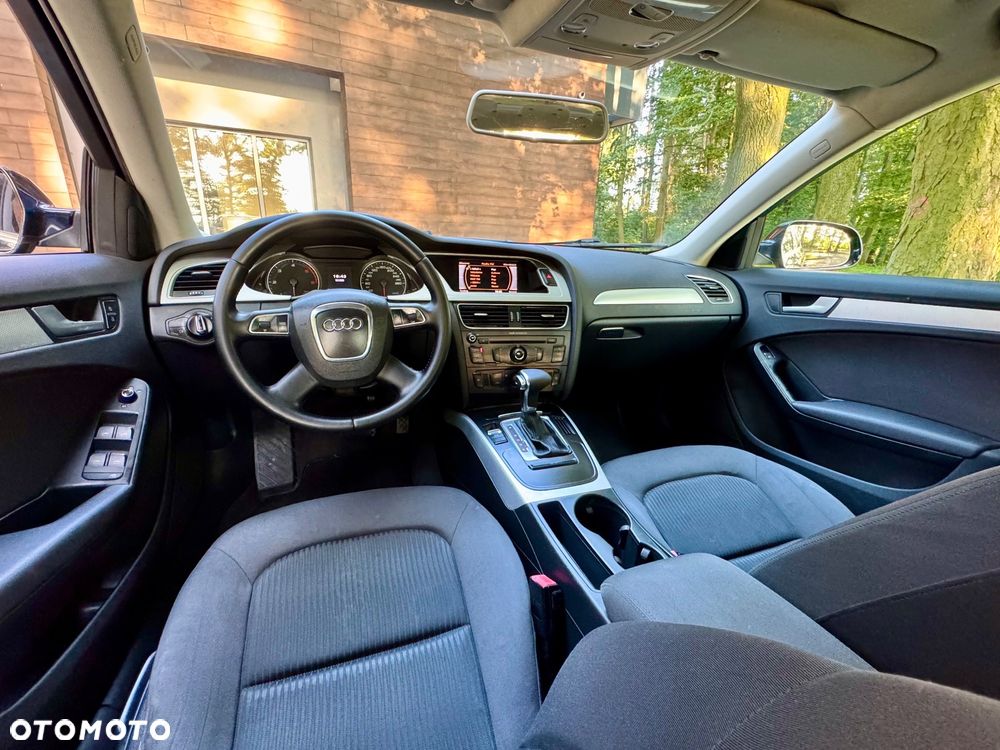 Audi A4 Avant 2.0 TDI DPF multitronic S line Sportpaket - 12