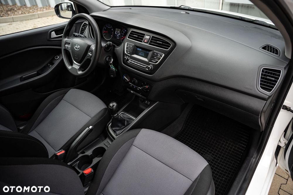 Hyundai i20 1.2 Classic Plus - 25