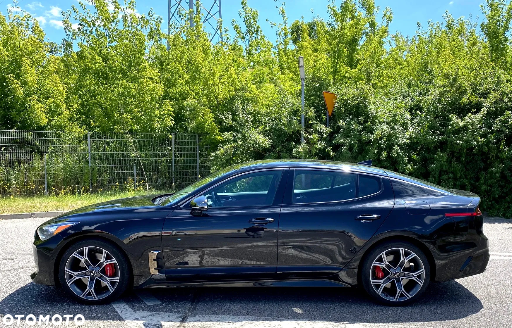 Kia Stinger - 4