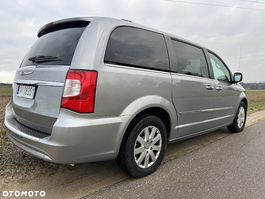 Chrysler Town & Country 3.6 Touring - 21
