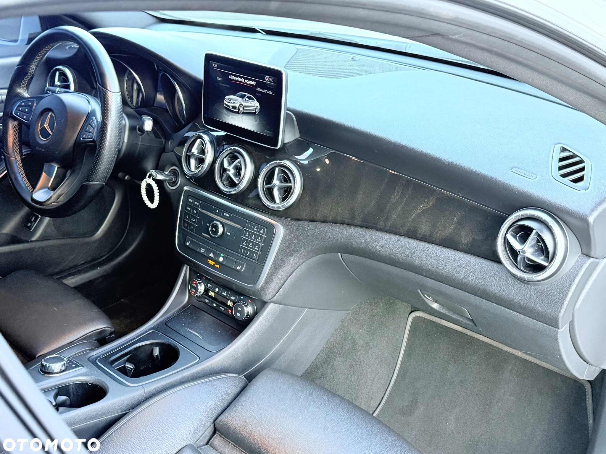 Mercedes-Benz CLA 250 4-Matic AMG Line - 3