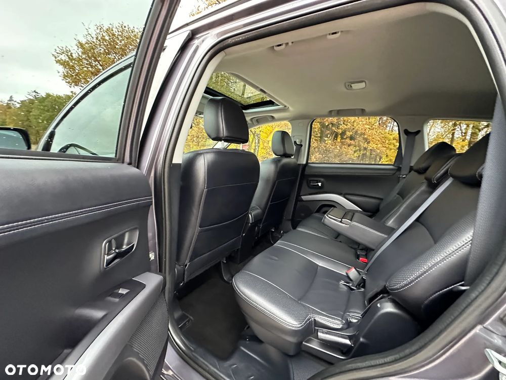 Mitsubishi Outlander 2.0 Intense + 2WD EU5 CVT - 22