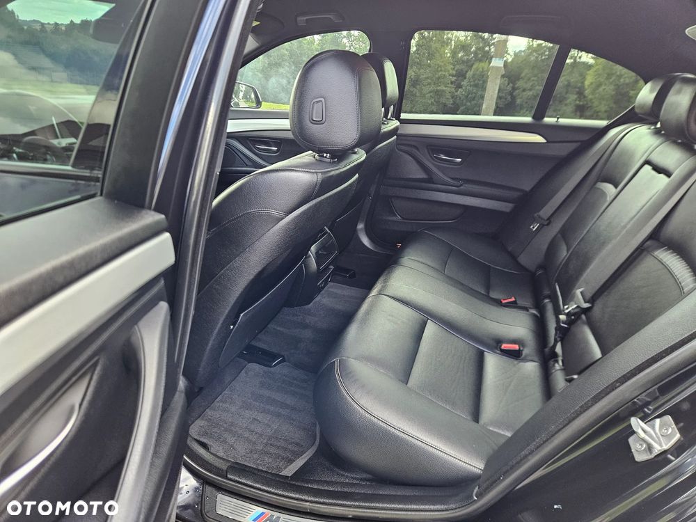 BMW Seria 5 520d M Sport - 18