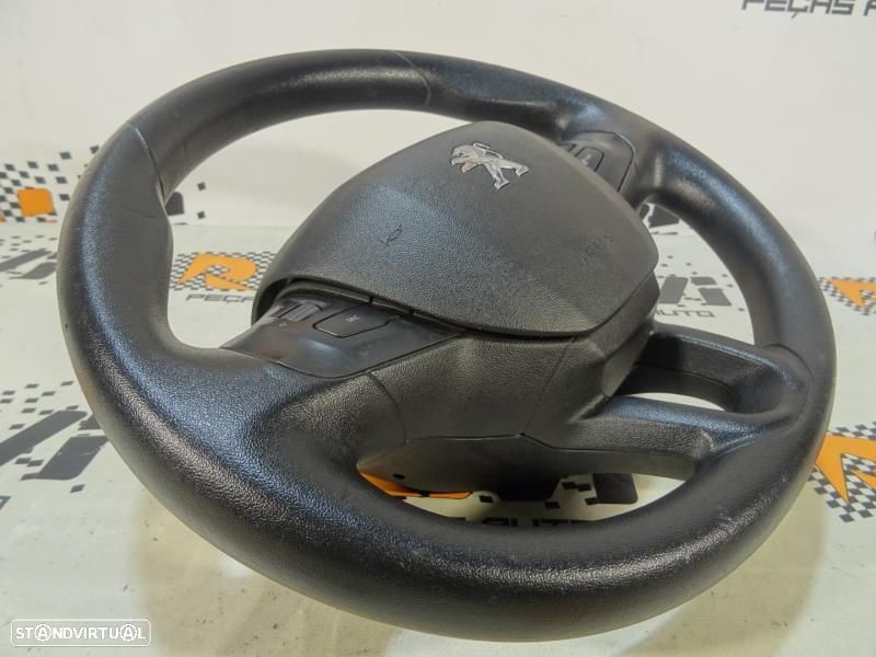 Volante Peugeot 208 I (Ca_, Cc_)  Volante Peugeot 208 - 4