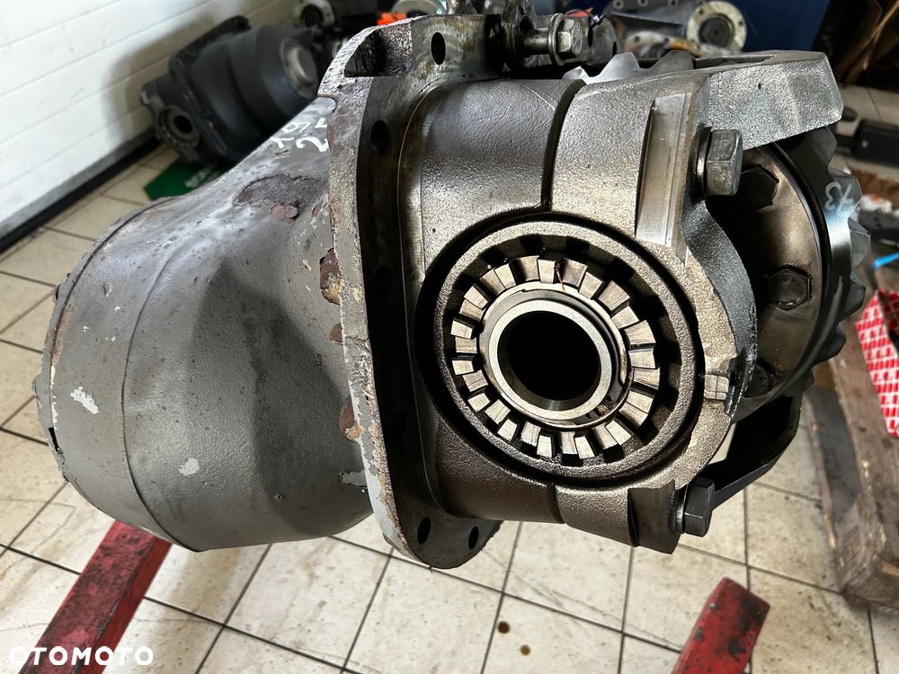 VOLVO RT2610HV przeł.4.55 25:19 - 7