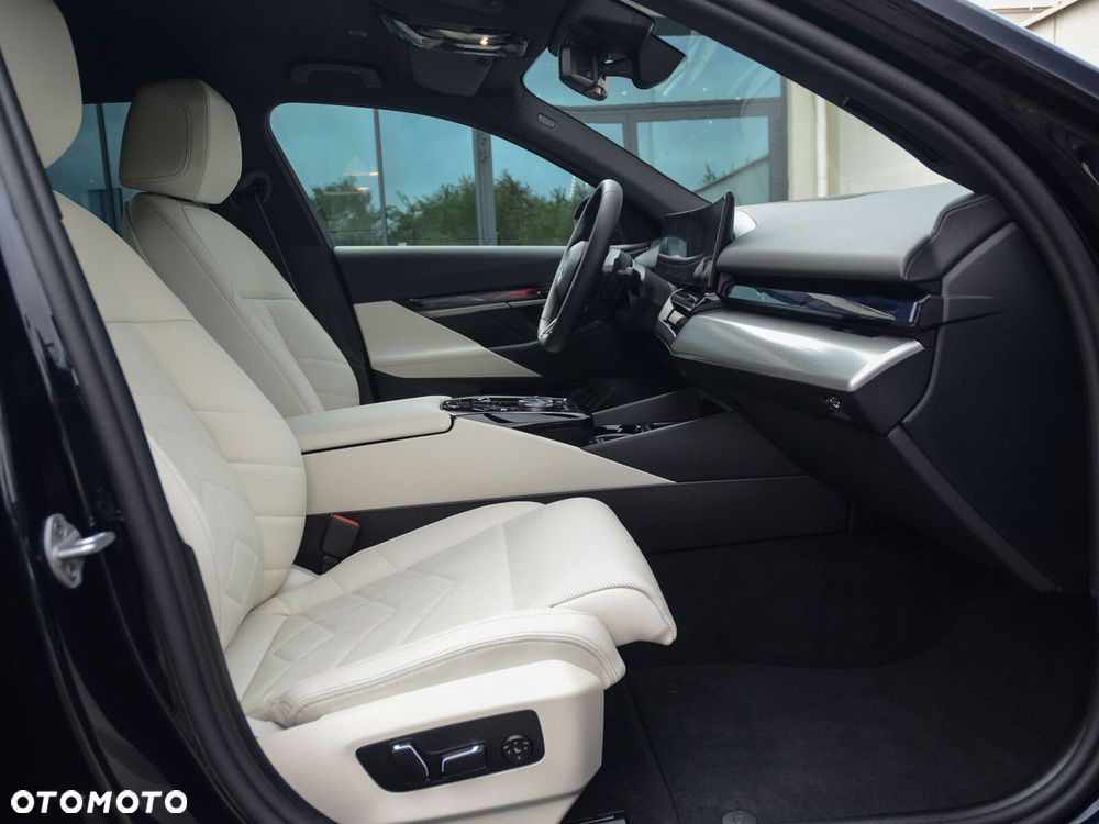 BMW Seria 5 - 31