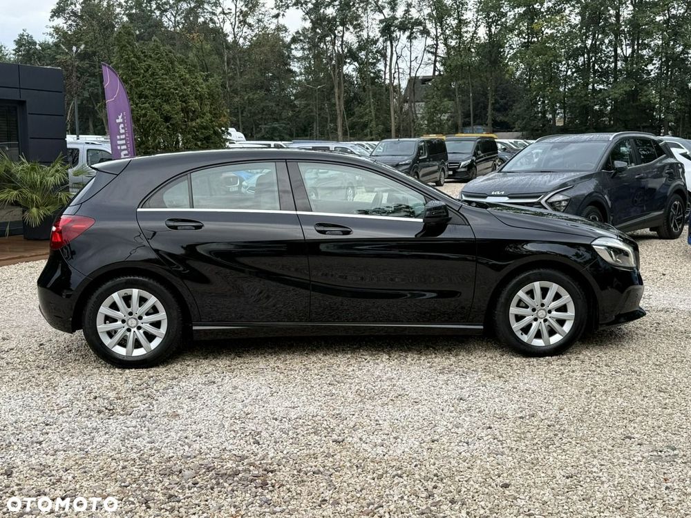 Mercedes-Benz Klasa A 180 (BlueEFFICIENCY) 7G-DCT Urban - 2