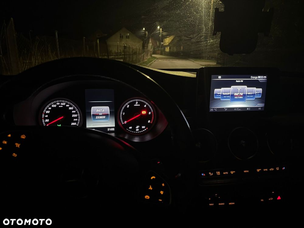 Mercedes-Benz Klasa C - 12