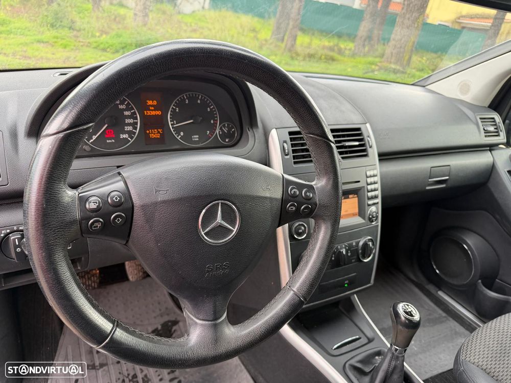Mercedes-Benz A 160 Avantgarde BlueEfficiency - 12