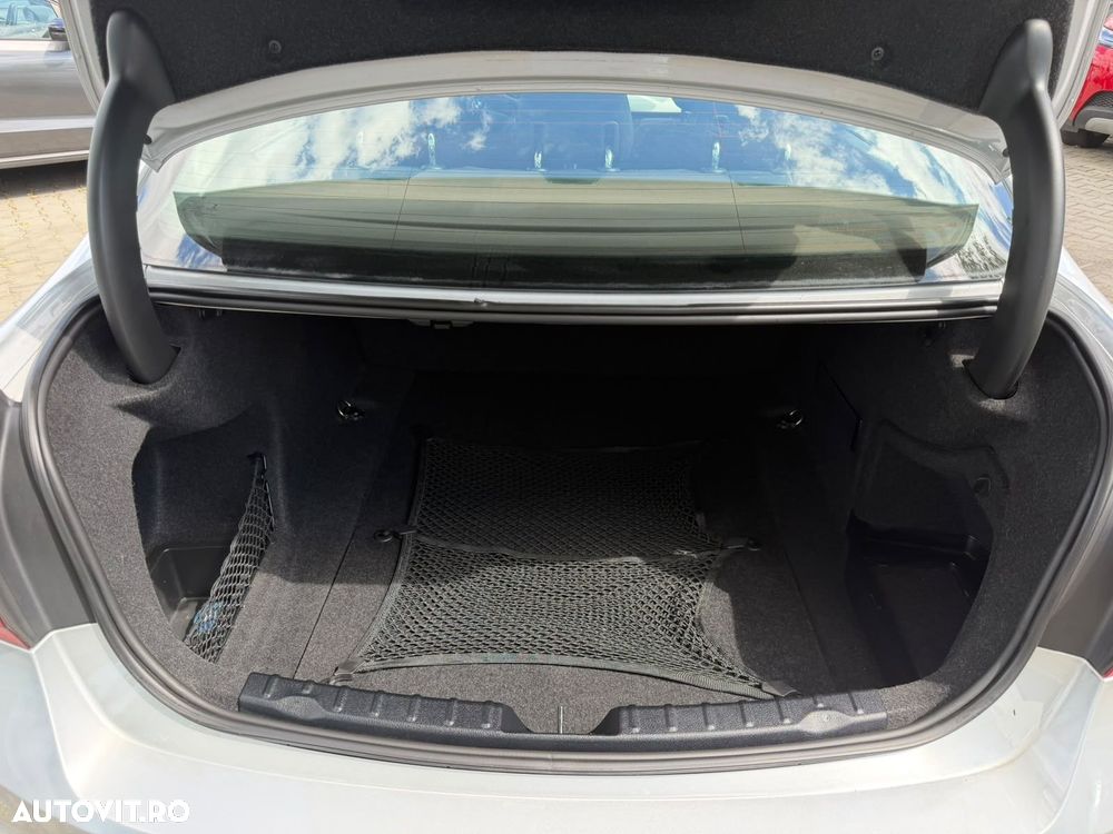 BMW Seria 3 - 19